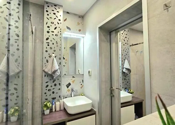 Cozy In The Heart Of Sofia, Bg *