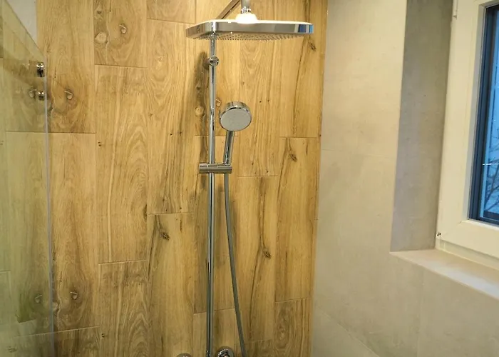 Cozy In The Heart Of Sofia, Bg *