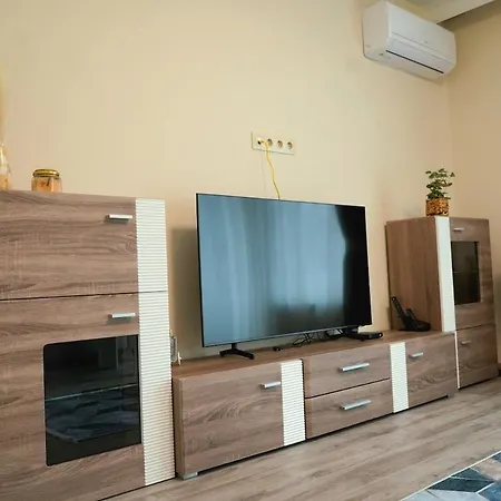 Cozy In The Heart Of Sofia, Bg شقة *