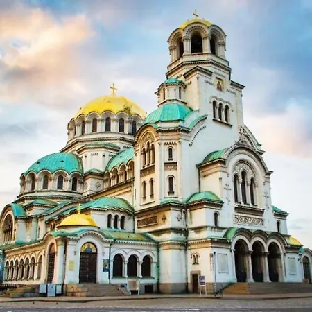 Cozy In The Heart Of Sofia, Bg